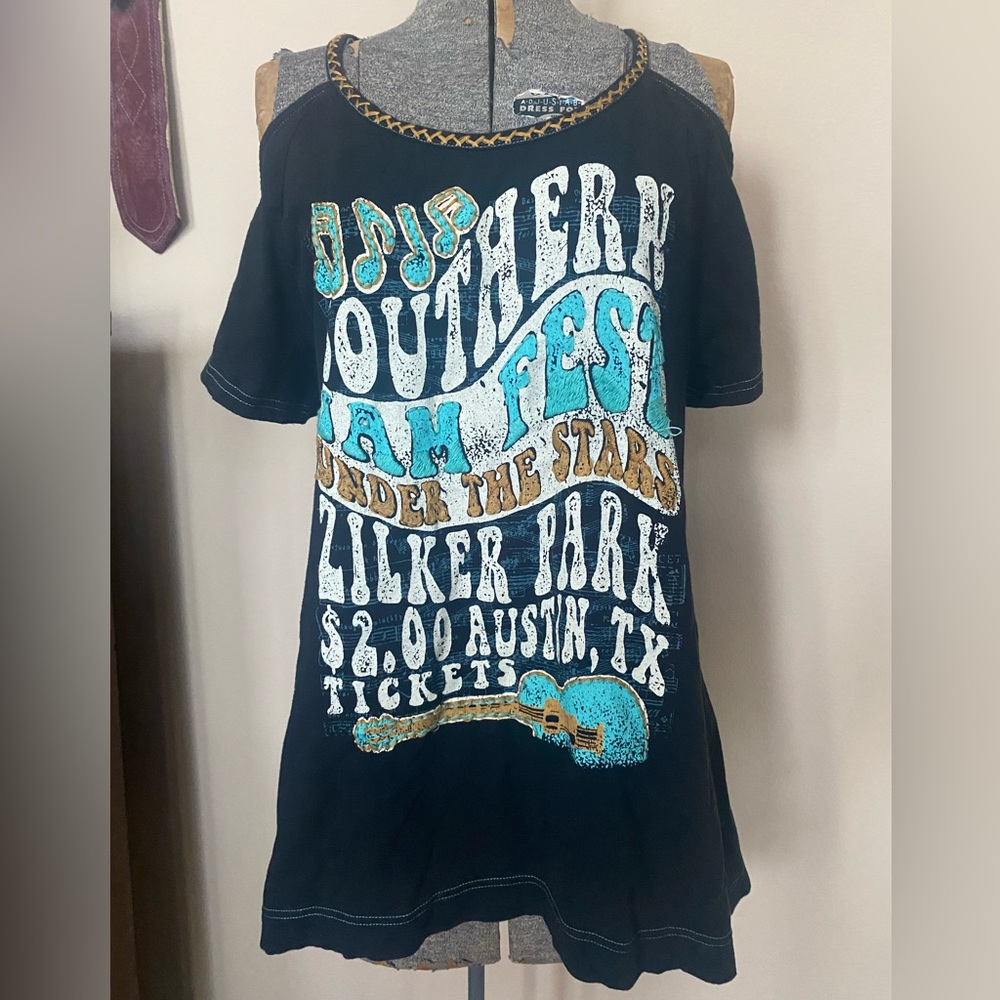 Double D Ranch Wear Southern Jam Fest Cold shoulder Flowy Top